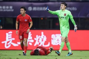 Kaiyun开云中国官网-两连败！蓉城攻守两端问题凸显 罗慕洛伤缺难弥补