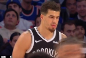 开云网页版中国官网-拔哥首球！小迈克尔·波特兜出来弧顶干拔三分 前4投全铁