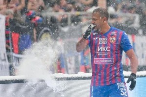 龙东谈加盟俄超：为赚钱才来中国 是时候回归了