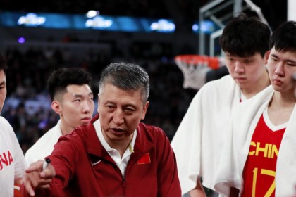 平均身高2米05+，中国男篮极致阵容浮出水面，球迷：关键在于他
